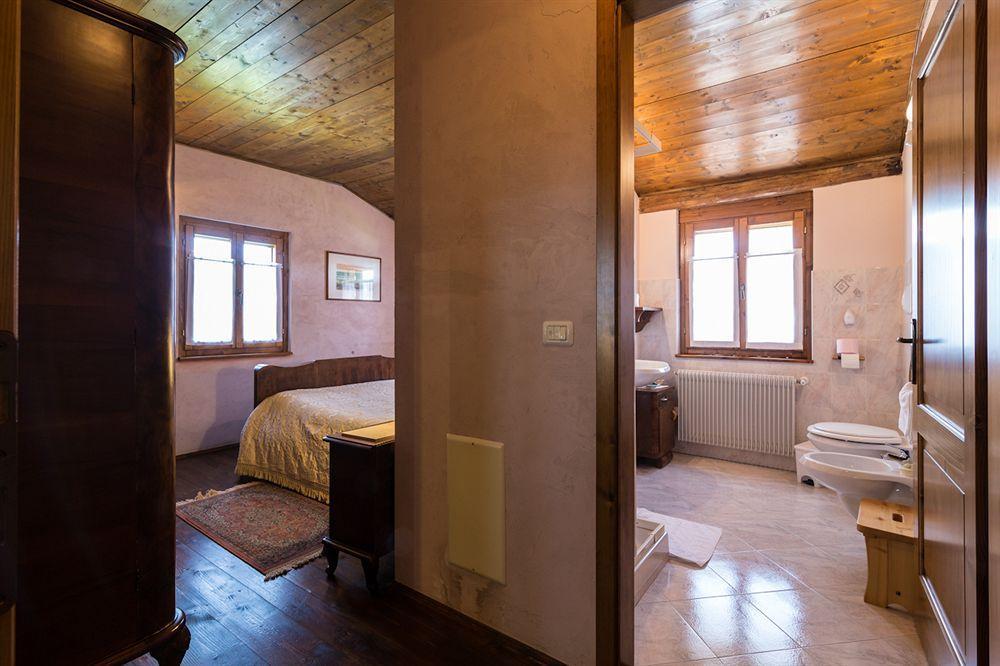 Agriturismo Borg Da Ocjs Medea Bagian luar foto